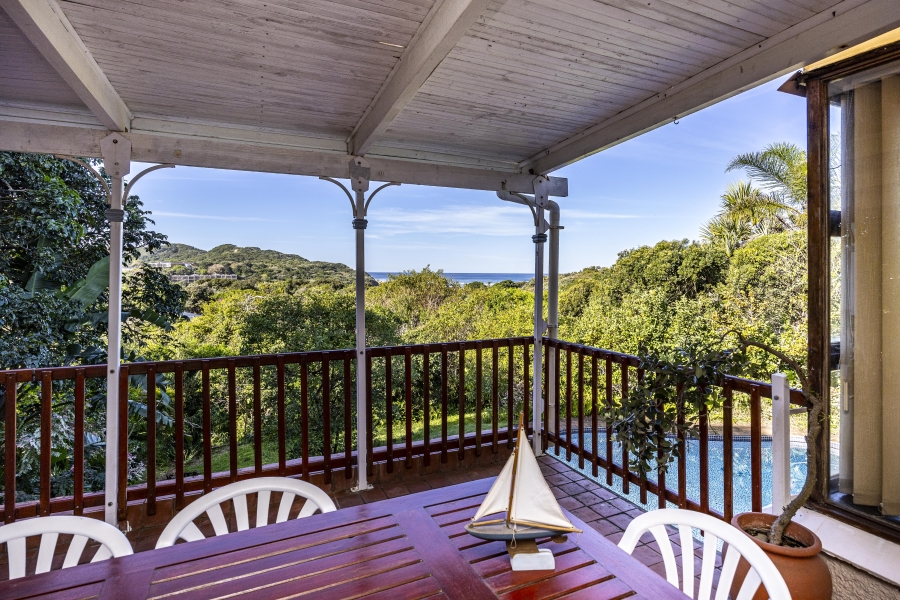 4 Bedroom Property for Sale in Nahoon Beach Eastern Cape